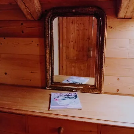 Horská chata Beautiful, Atypical Loft In The Aravis *