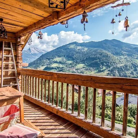 Beautiful, Atypical Loft In The Aravis Chalet